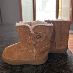 UGG boots, size infant 2/3